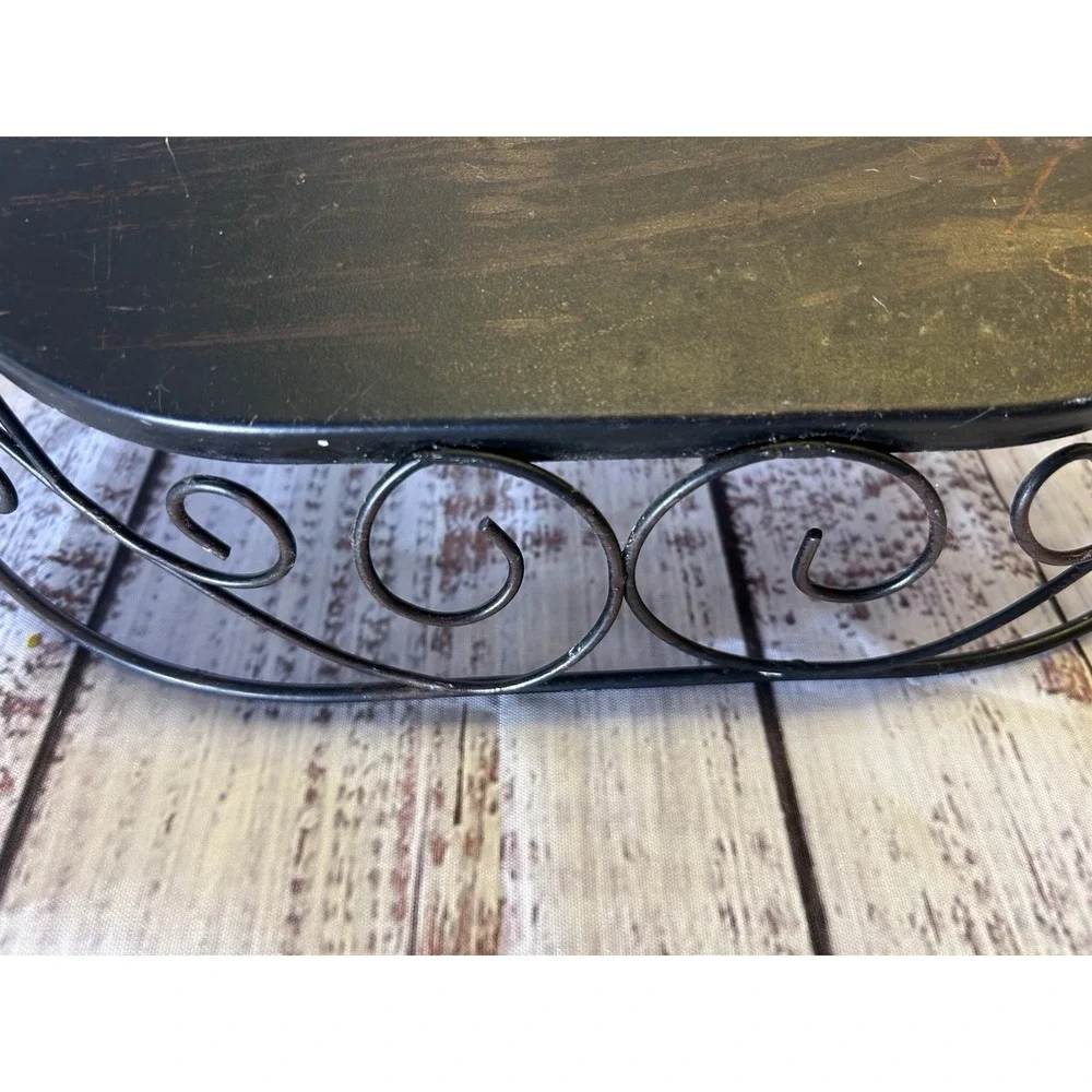 N/A oval metal
